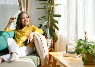 What Makes a Senior Living Community Feel Like Home? 8 Things to Look For